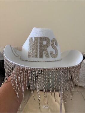 Rhinestone fringe bridal Mrs White Cowboy Hat